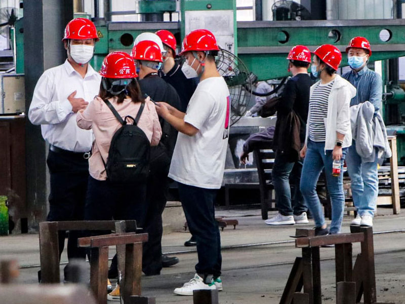 �A(y��)�s����